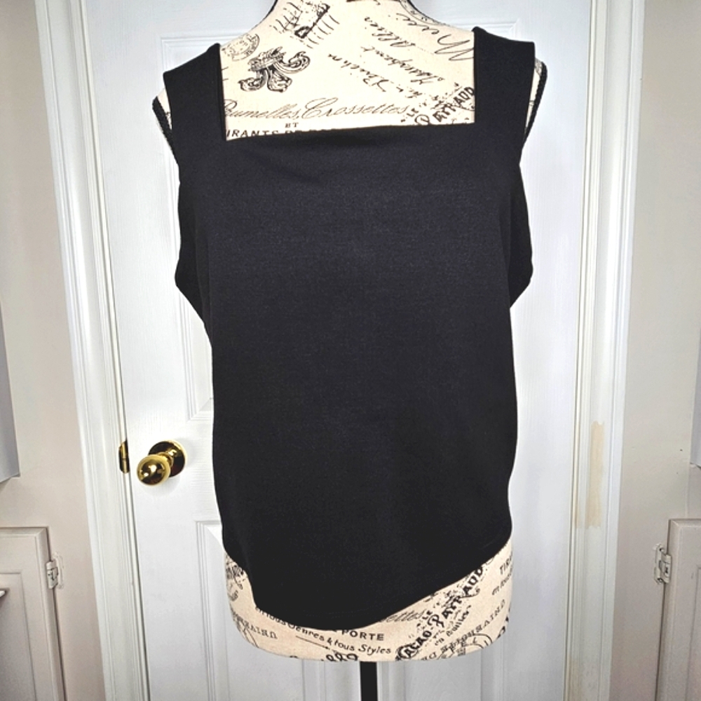 NWT Suzy Shier Women's Black Sleeveless Top Minimalist Cami Size L